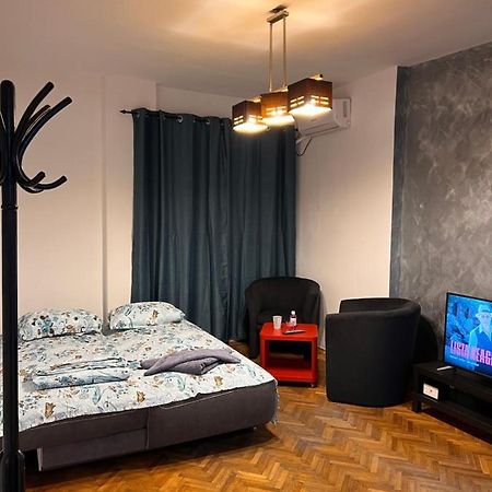 Emi Apartaments Bukarest Eksteriør billede
